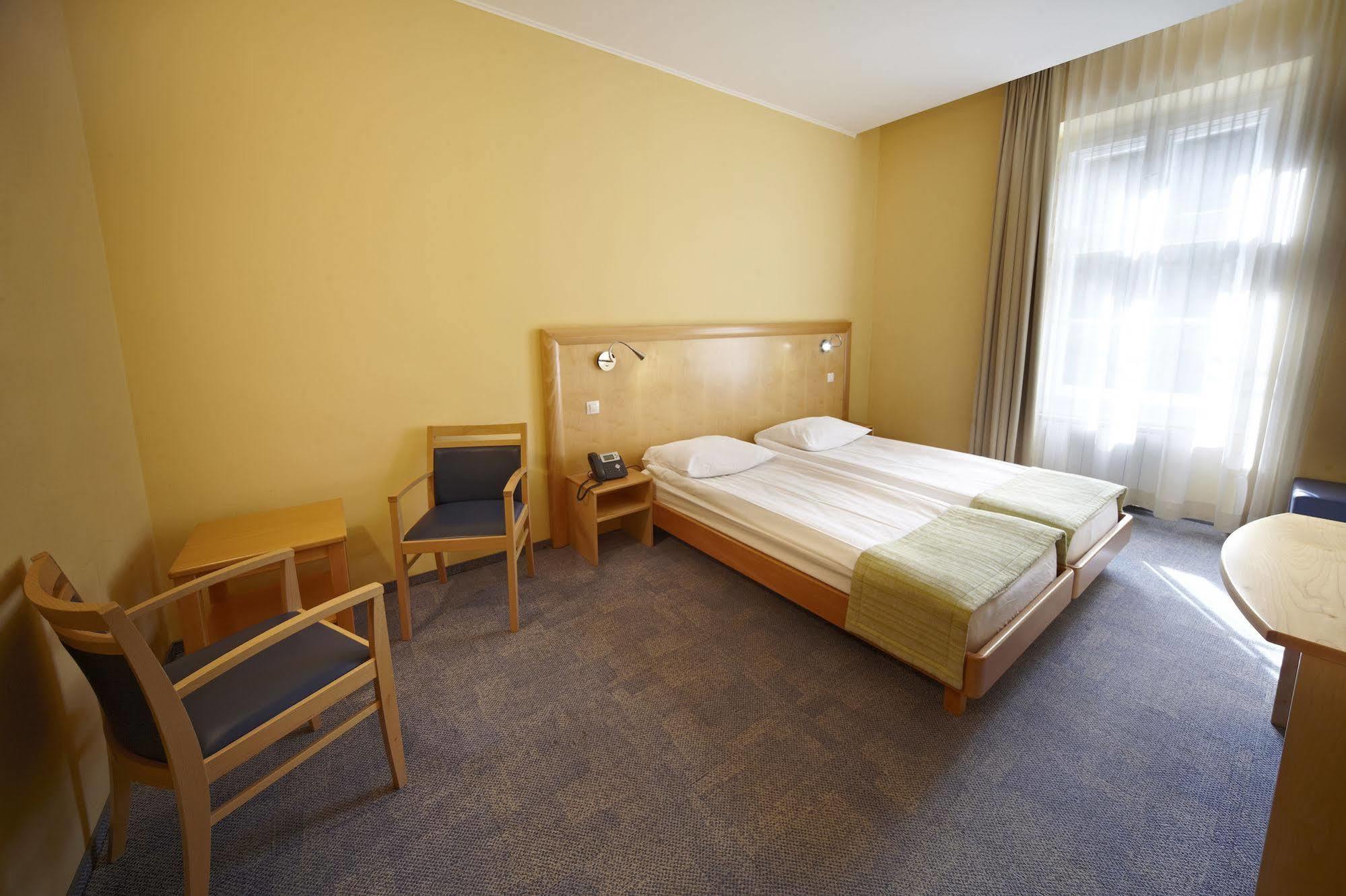 Depadansa Hotel Park - Terme Dobrna Exterior foto